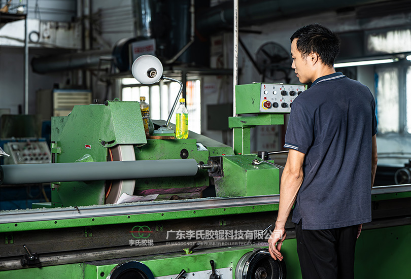 信得膠輥廠(chǎng)生產(chǎn)實(shí)景